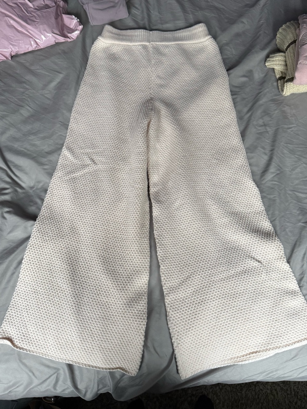 Women’s Wide-Leg Knit Pants in Light Beige